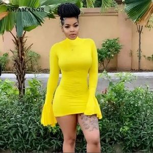 Yellow dress flare hands